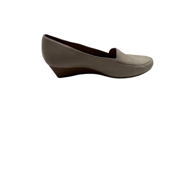 Aerosoles Size 10 Business Casual wedge Textured Front Wedge Loafers Beige - Picture 7 of 11